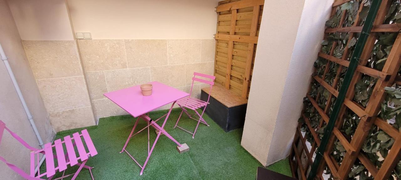 Charming Studio In The Heart Of Avignon Eksteriør billede